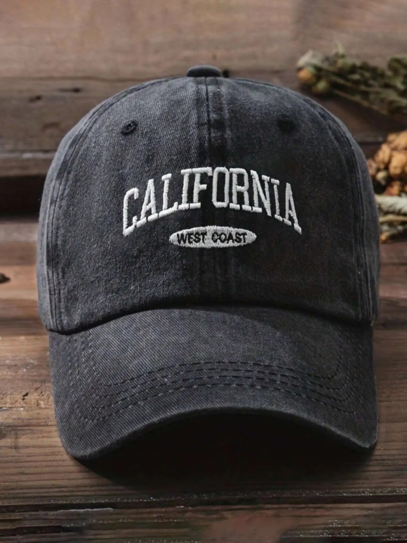 Unisex Embroidered Vintage Baseball Cap